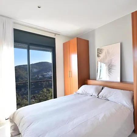 Leo Holiday home *